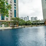 Luxury & Modern Unit 2 Bedroom @Casablanca